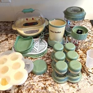 Baby bullet and accessories